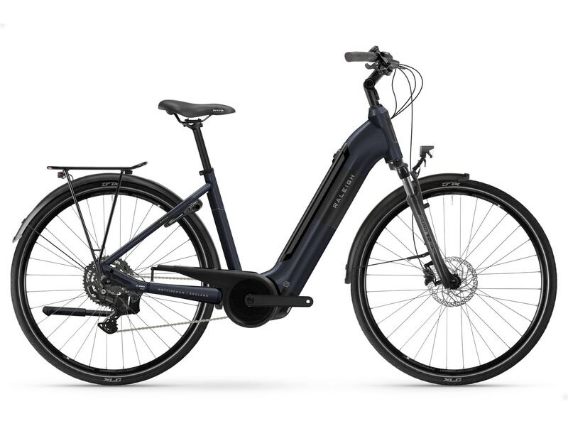 RALEIGH Motus Low Step Electric Bike click to zoom image