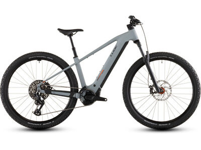 CUBE Reaction Hybrid Race 800 Electric Bike  click to zoom image