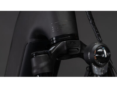 CUBE KATHMANDU HYBRID ONE11 HPC SLT 800 click to zoom image