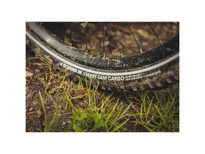 SCHWALBE Smart Sam Cargo Super Defence 26x2.35 Blk/Ref click to zoom image